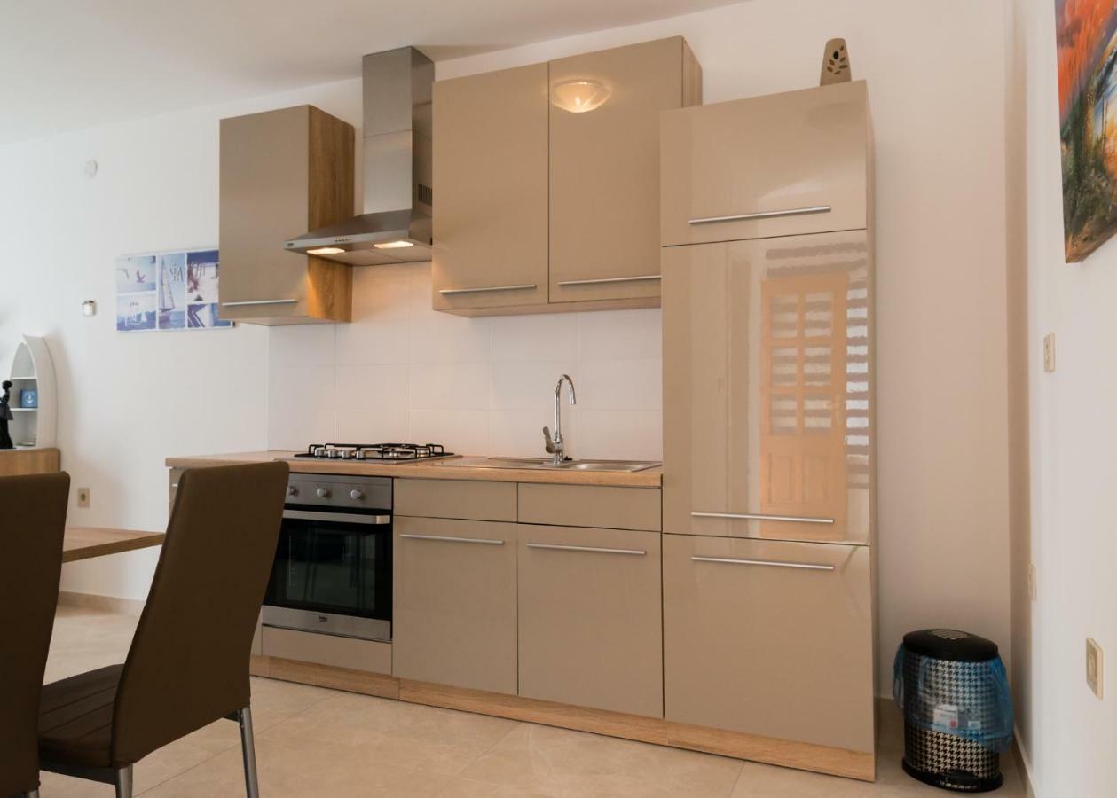 Apartments Alma 克尔维尼维赫 外观 照片