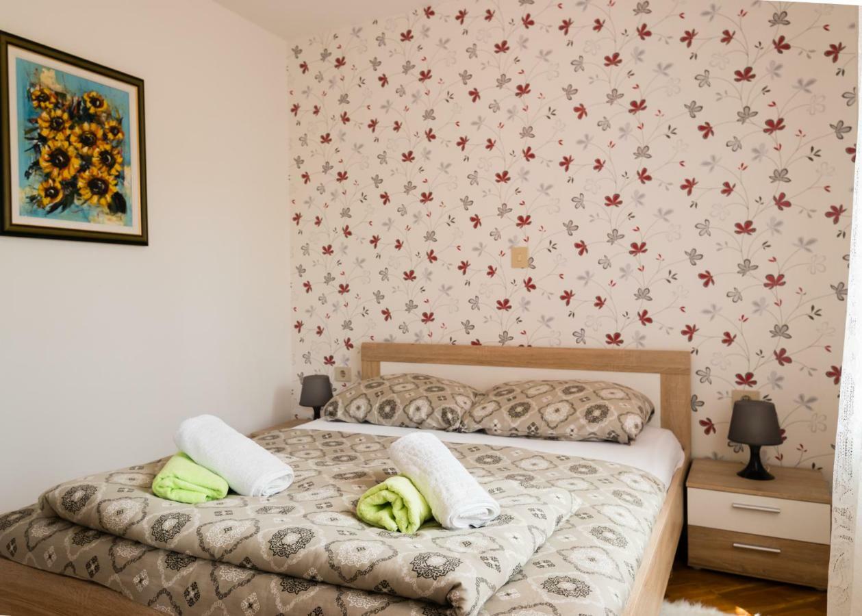 Apartments Alma 克尔维尼维赫 外观 照片